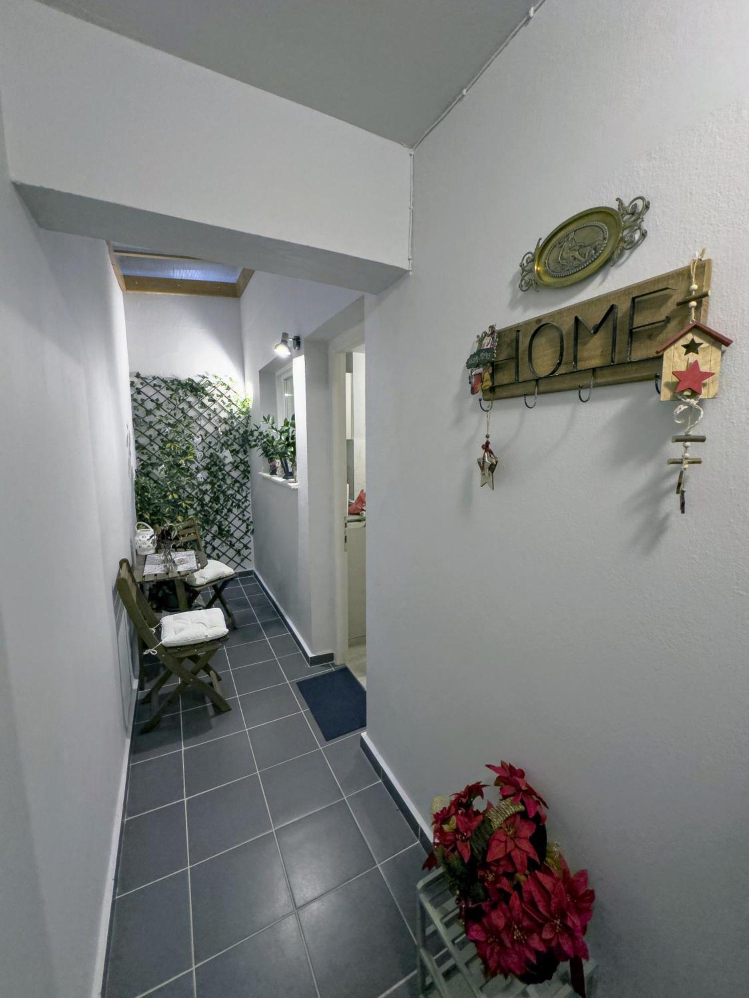 Νόστος Στο Κέντρο Των Ιωαννίνων Apartman Joánina Kültér fotó